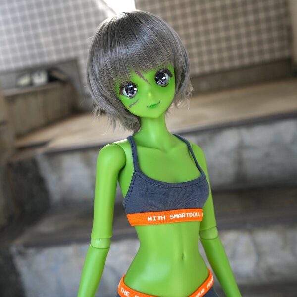 Smart Doll – Anomaly (green) + medium bust