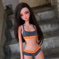 Smart Doll – Looking For Trouble (Tea)
